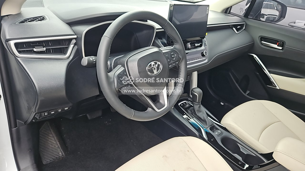 Foto 6 de 13: TOYOTA - COROLLA CROSS XRX HYBRID 2026/2026