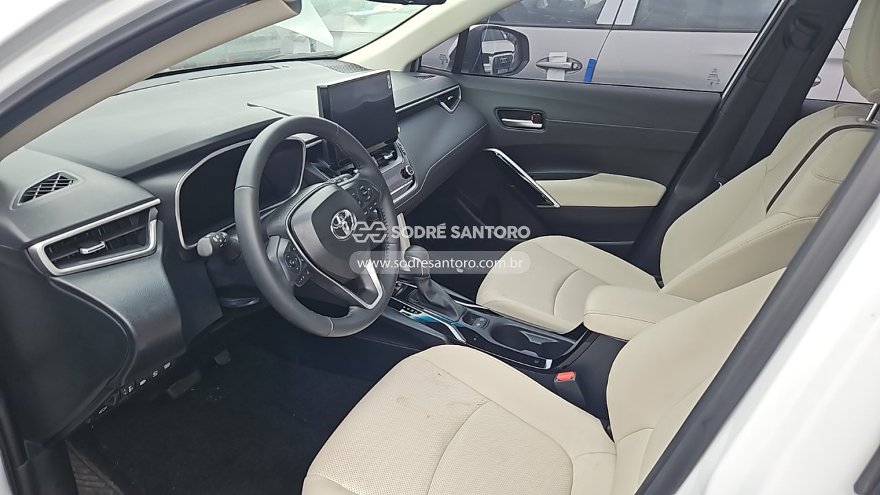 Foto 10 de 13: TOYOTA - COROLLA CROSS XRX HYBRID 2026/2026