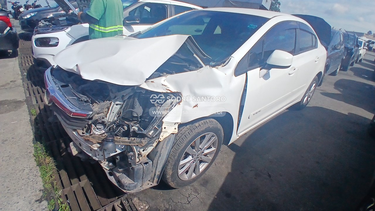 Foto 3: HONDA - CIVIC LXS 2014/2014