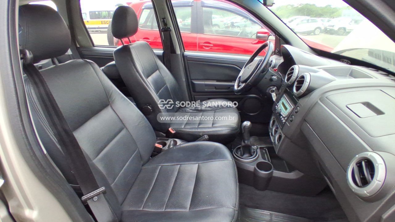 Foto 9 de 13: FORD - ECOSPORT FSL 1.6 FLEX 2010/2011