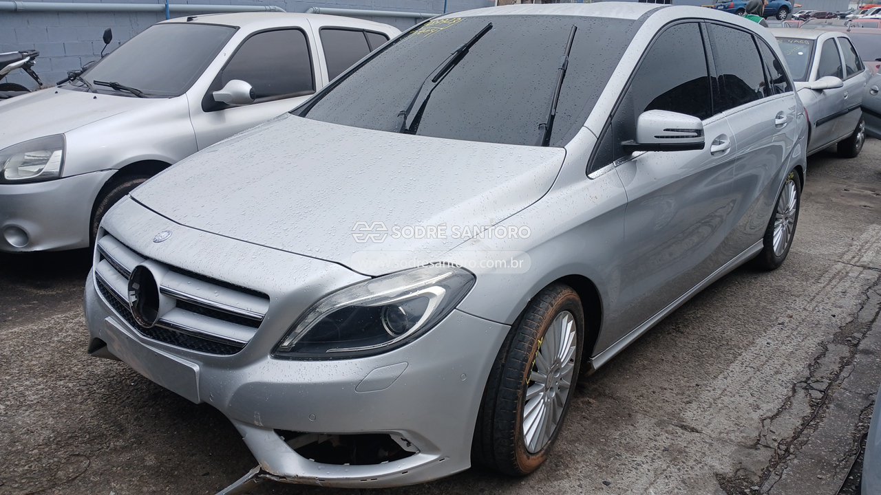 Foto 3: MERCEDES-BENZ - B200 CGI 2014/2014