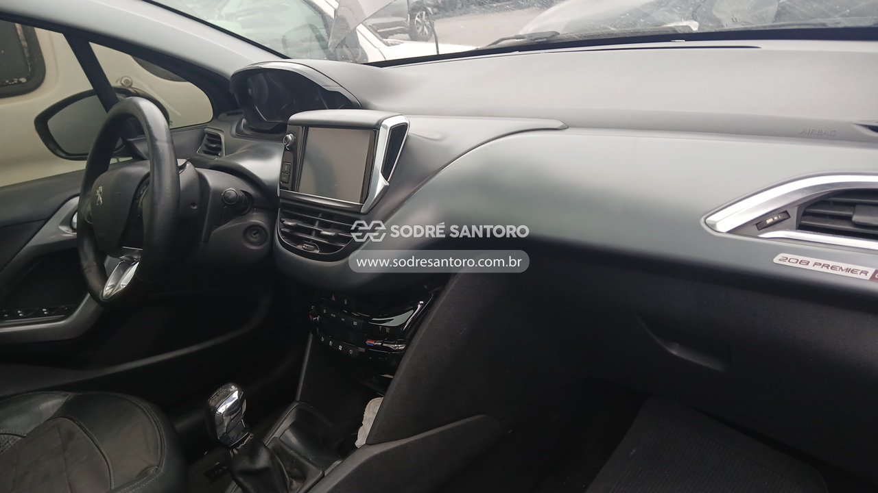Foto 7 de 8: PEUGEOT - 208 PREMIER 2013/2014