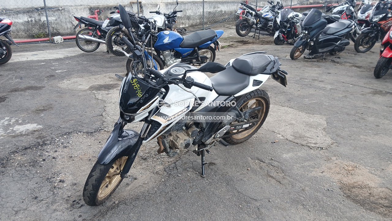Foto 3: YAMAHA - FZ25 FAZER 2025/2025