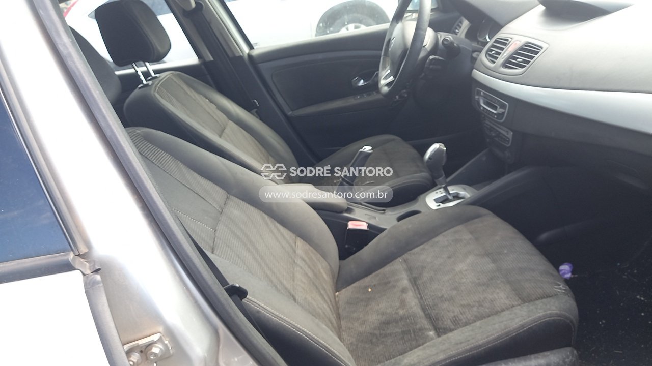 Foto 8 de 13: RENAULT - FLUENCE DYN 20A 2011/2011