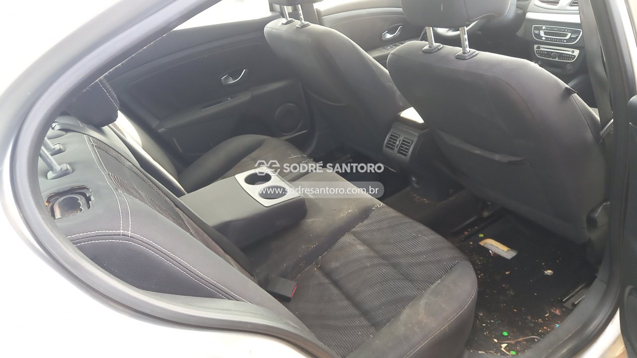 Foto 10 de 13: RENAULT - FLUENCE DYN 20A 2011/2011