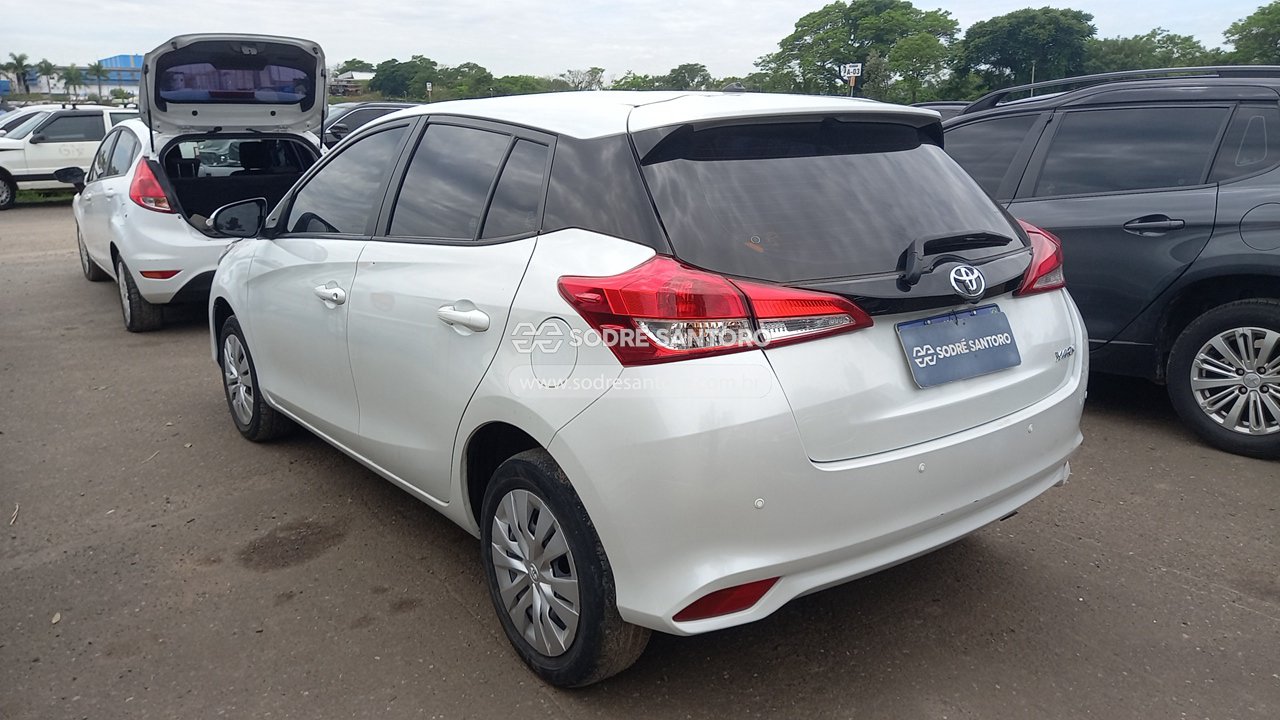 Foto 2: TOYOTA - YARIS HA XL15 2022/2023