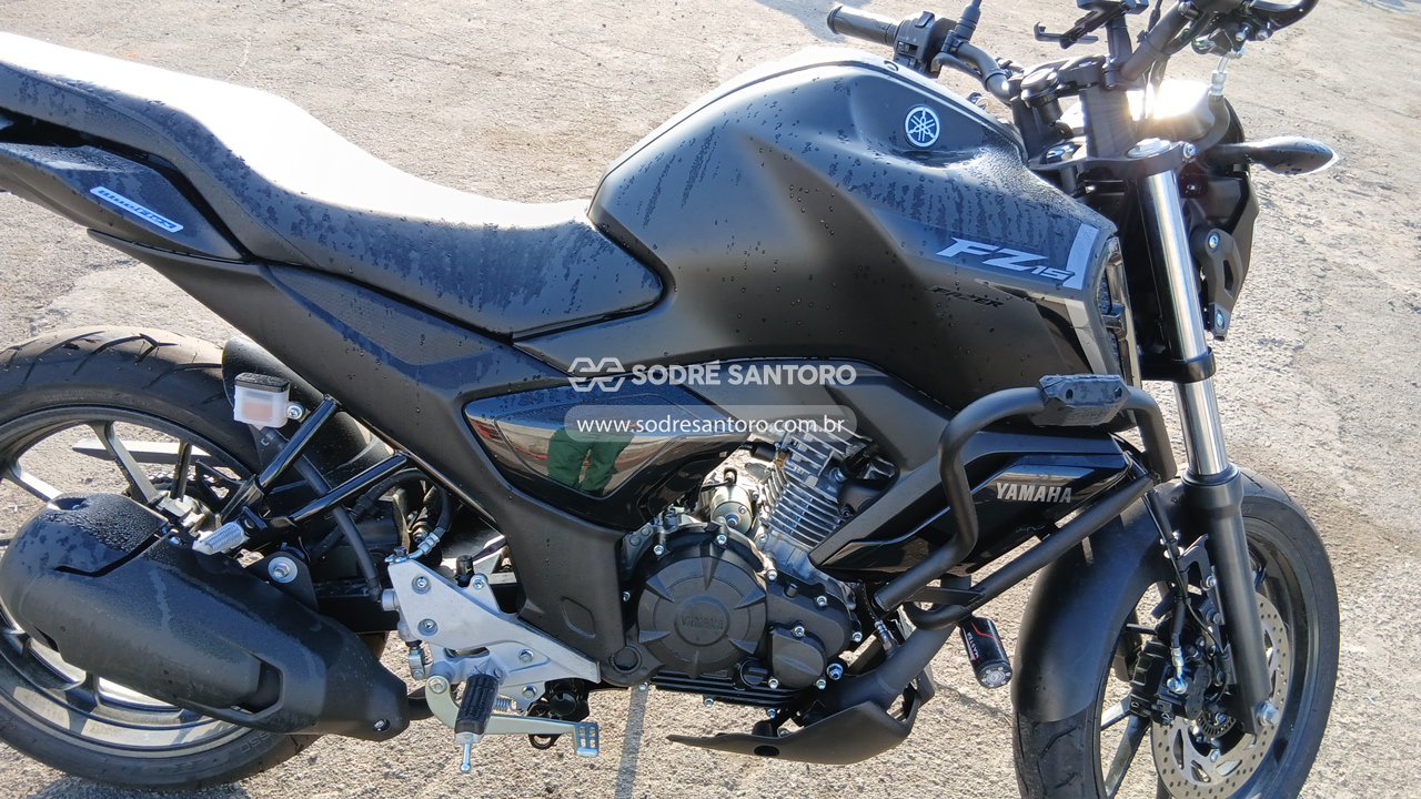 Foto 6 de 11: YAMAHA - FZ15 FAZER 2026/2026