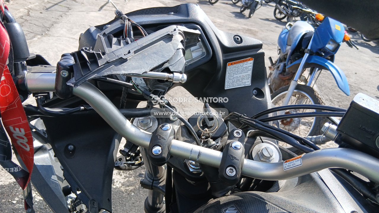 Foto 7 de 10: SUZUKI - VSTROM 650 2014/2015