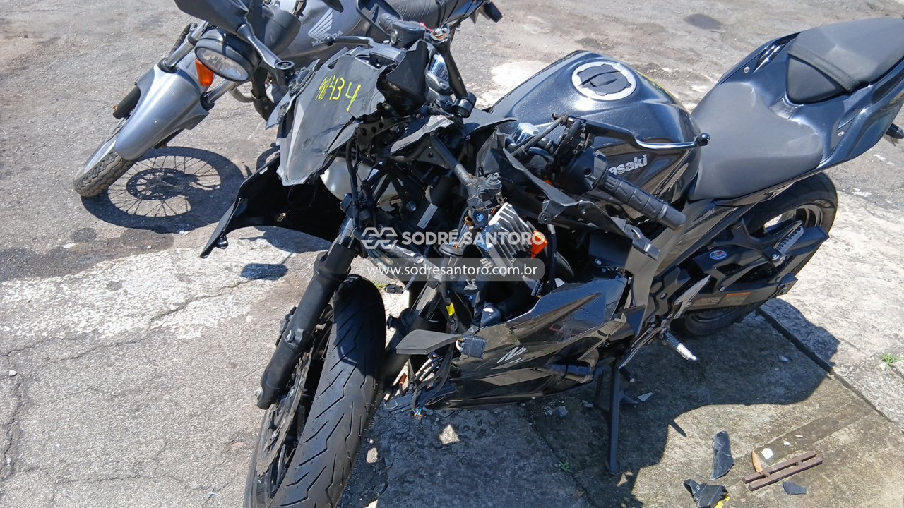 Foto 8 de 9: KAWASAKI - NINJA 400 2022/2022