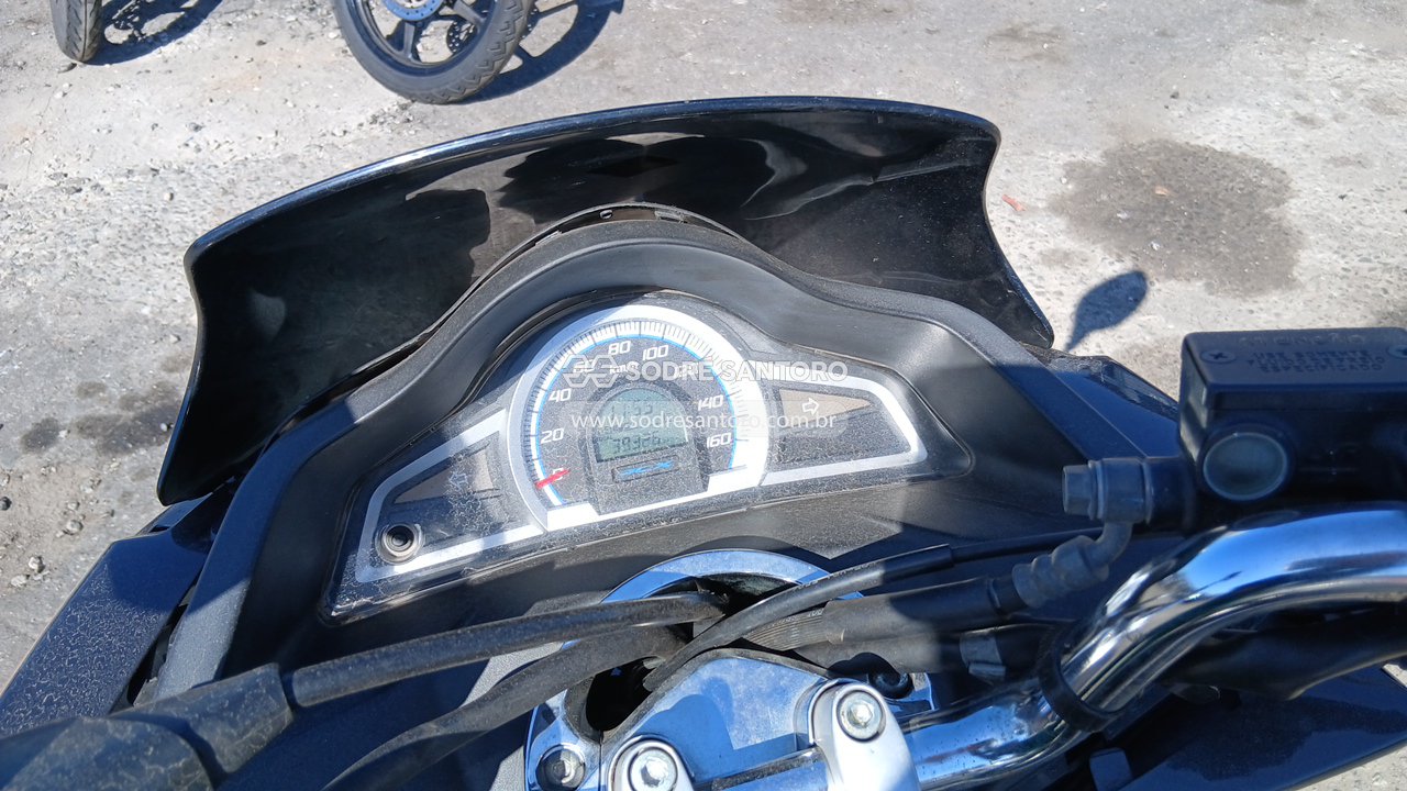 Foto 8 de 10: HONDA - PCX 150 SPORT 2018/2018