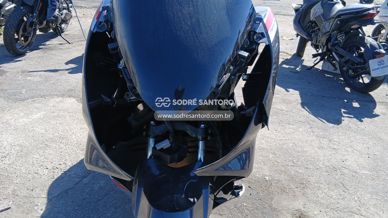 Foto 9 de 10: HONDA - PCX 150 SPORT 2018/2018