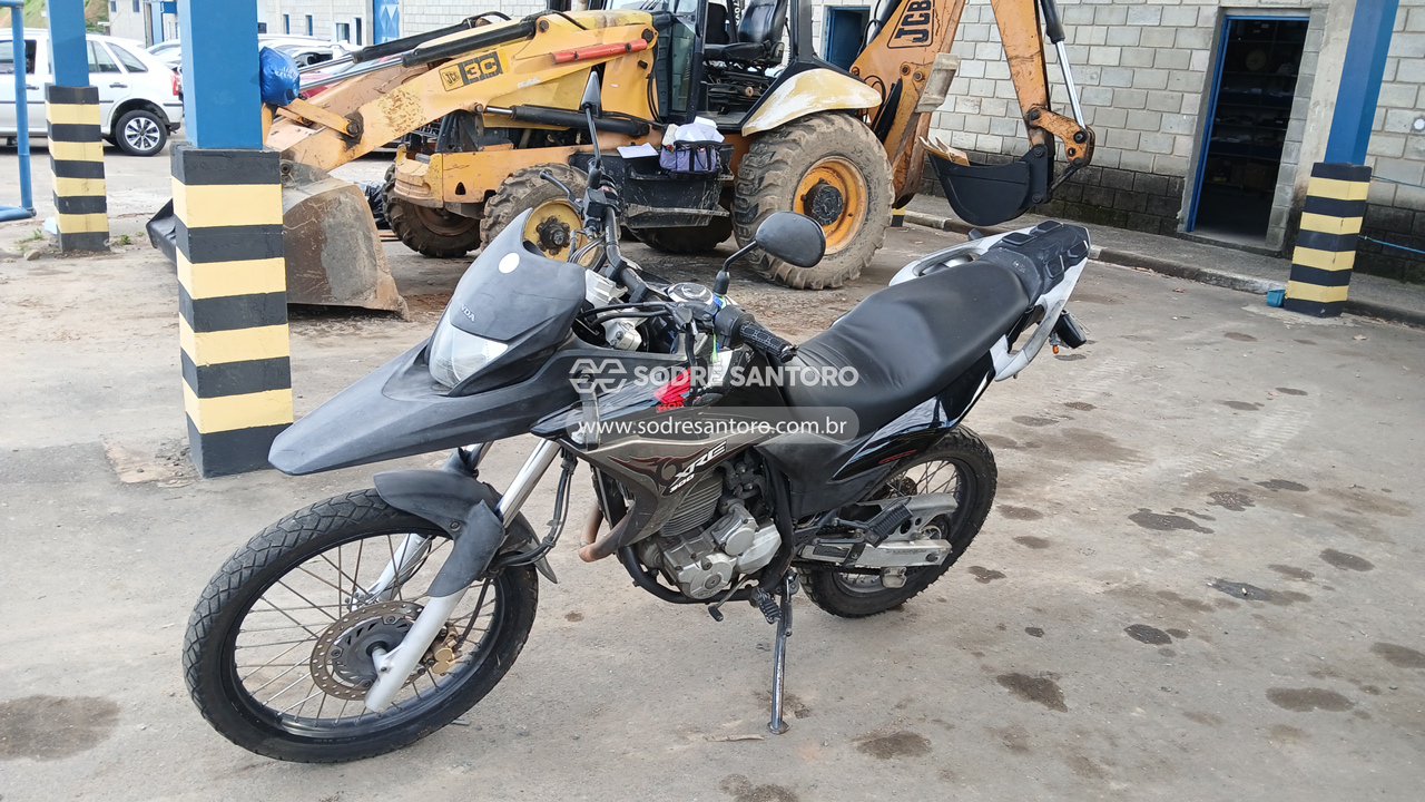 Foto 3: HONDA - XRE 300 2011/2011