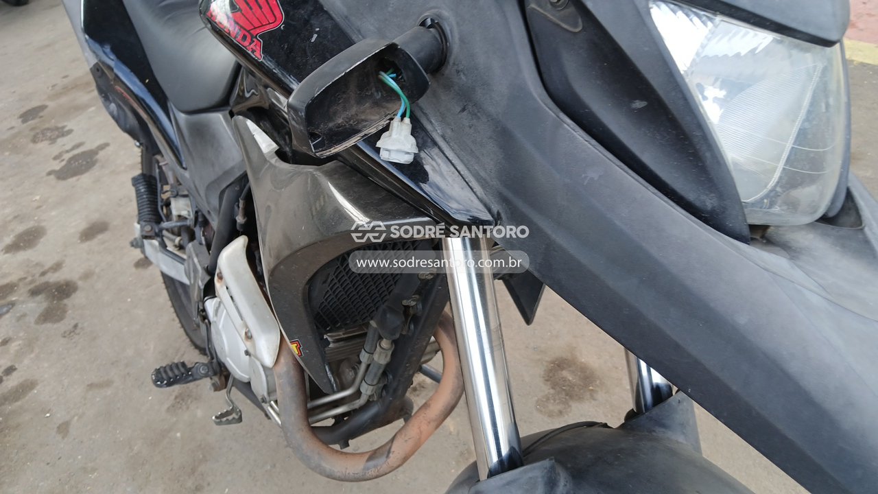 Foto 9 de 11: HONDA - XRE 300 2011/2011