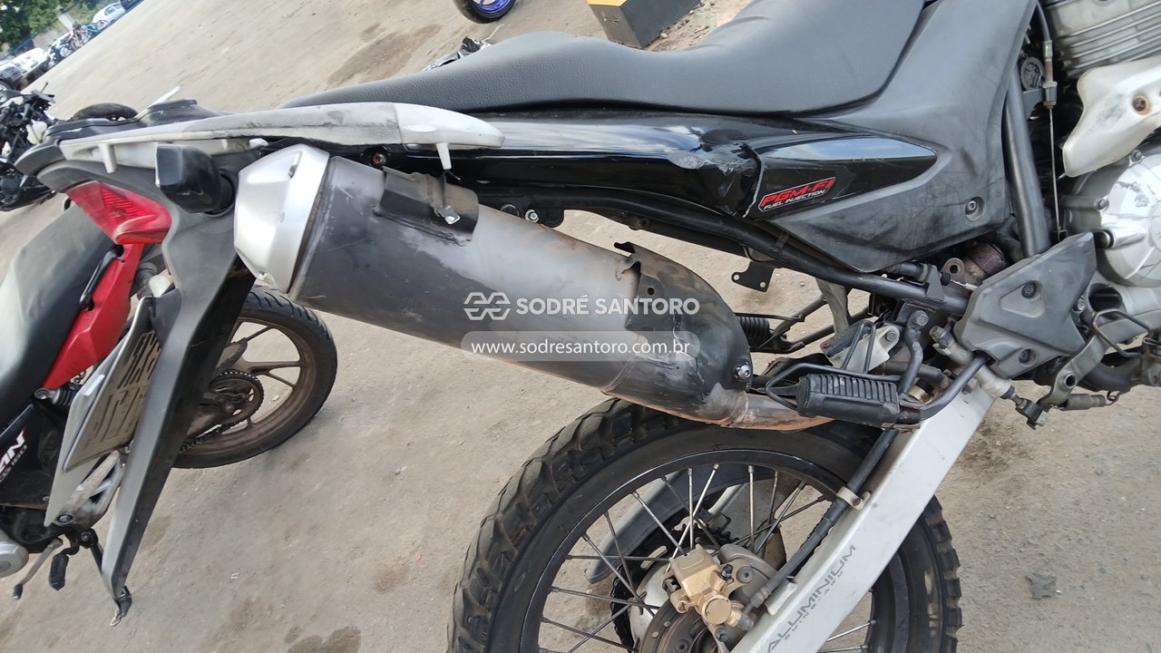 Foto 10 de 11: HONDA - XRE 300 2011/2011