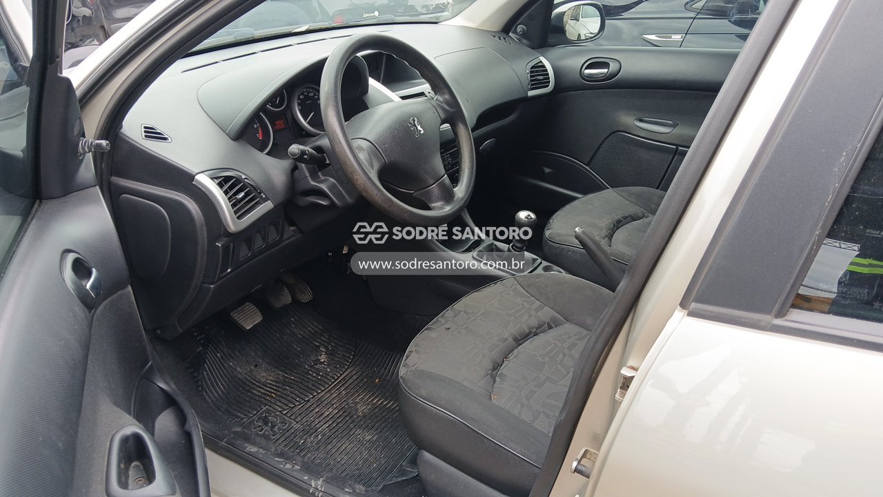 Foto 6 de 11: PEUGEOT - 207 HB XR 2011/2011