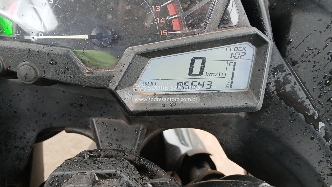 Foto 6 de 9: KAWASAKI - NINJA 300 2015/2015