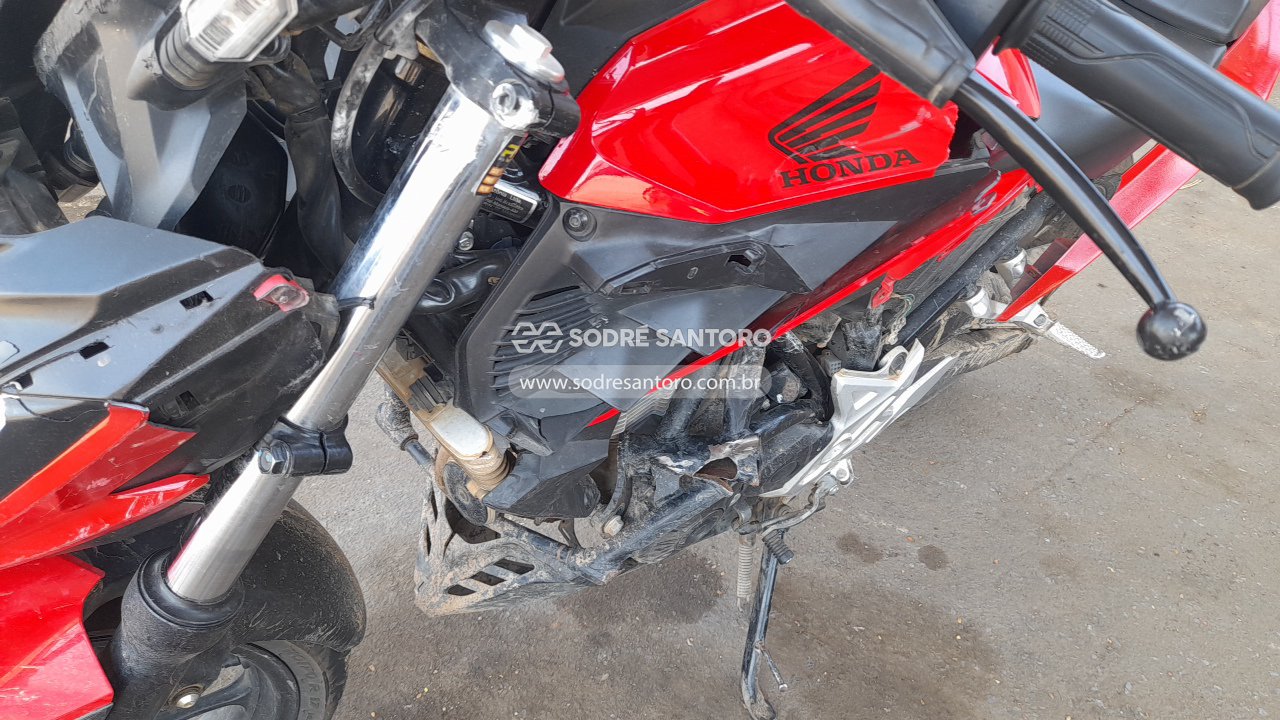 Foto 12 de 12: HONDA - CB 300F TWISTER CBS 2024/2024