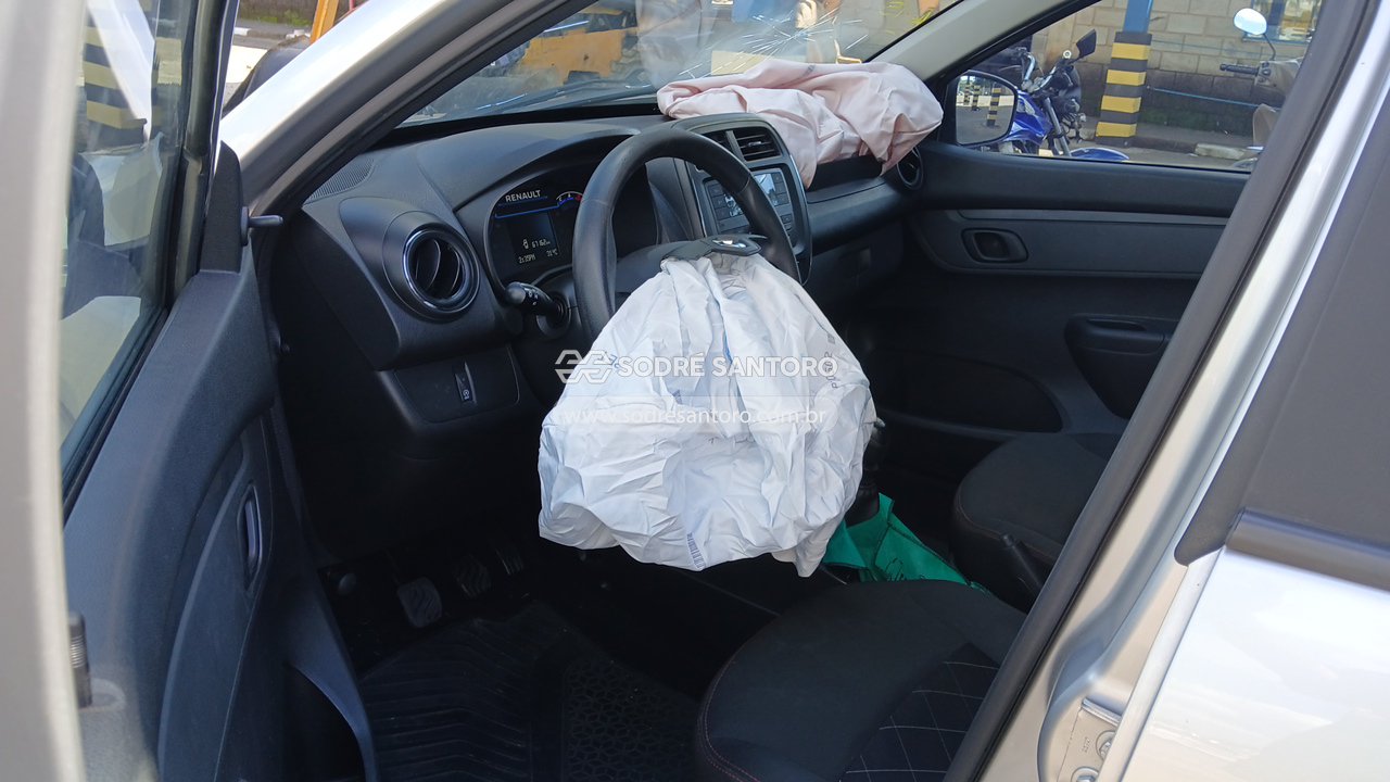 Foto 6 de 12: RENAULT - KWID ZEN 2 2022/2023