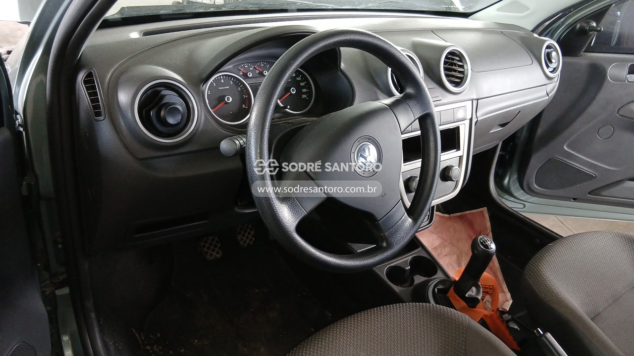 Foto 6 de 13: VOLKSWAGEN - VOYAGE 1.0 2011/2012