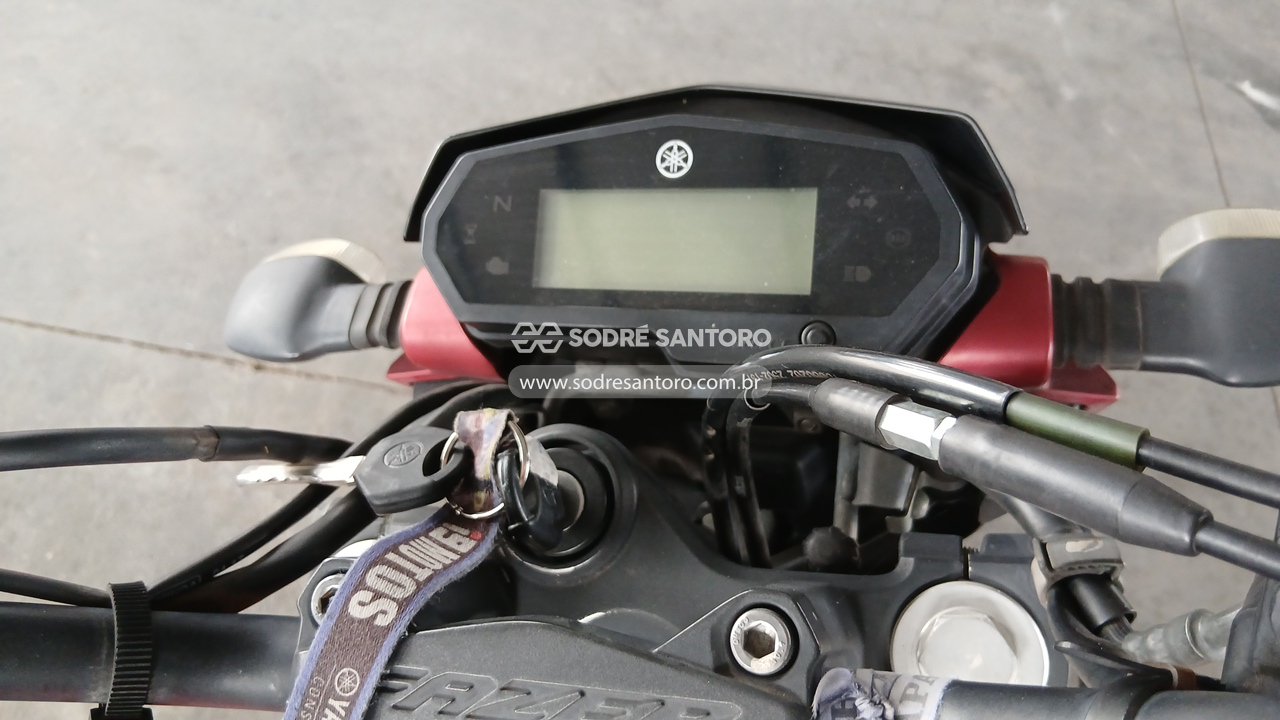 Foto 8 de 13: YAMAHA - FZ25 FAZER 2017/2018