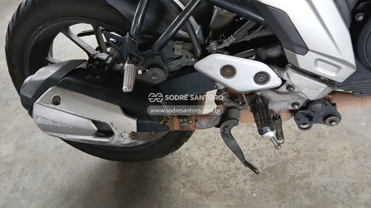Foto 10 de 13: YAMAHA - FZ25 FAZER 2017/2018