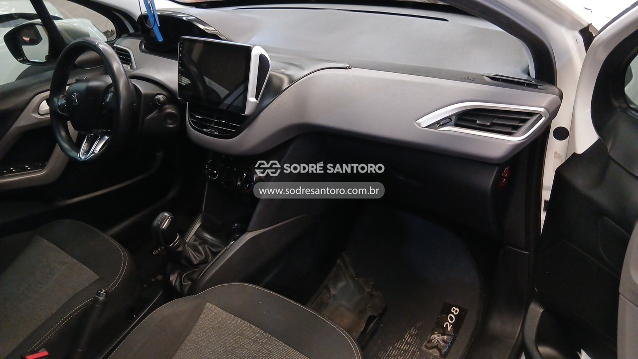 Foto 7 de 9: PEUGEOT - 208 ACTIVE MT 2017/2018