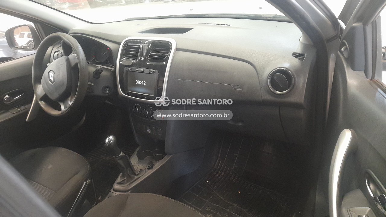 Foto 8 de 13: RENAULT - SANDERO EXPR 10 2019/2020