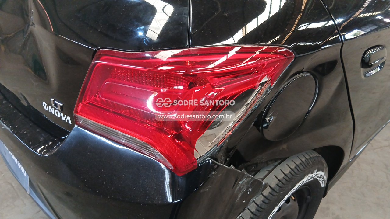 Foto 11 de 11: CHEVROLET - ONIX 1.0MT LT 2019/2019