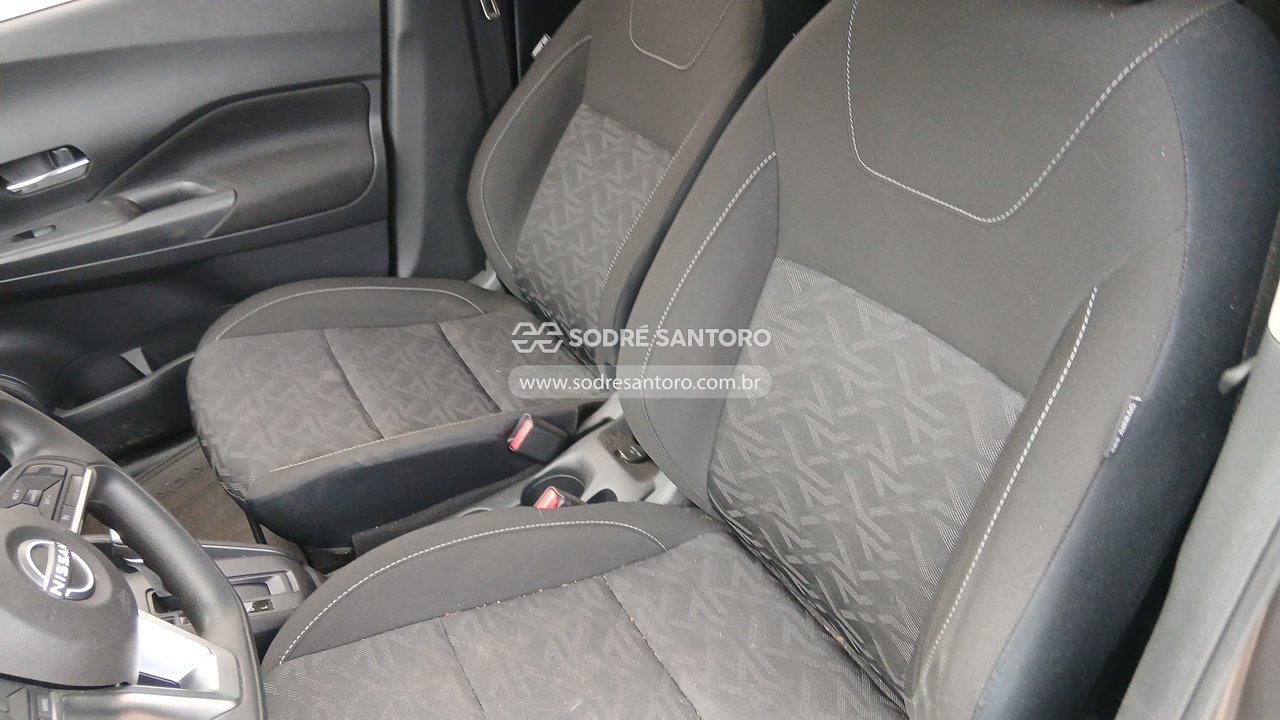 Foto 8 de 13: NISSAN - KICKS SENSE CVT 2024/2024