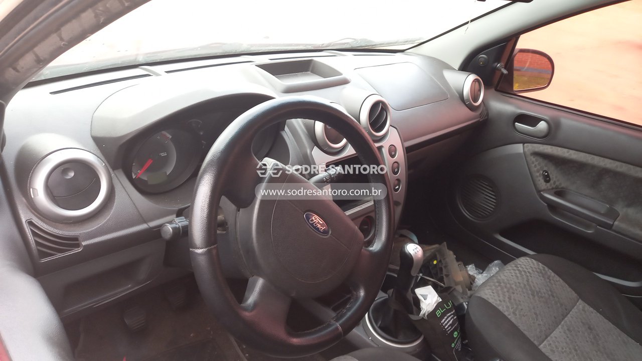 Foto 6 de 13: FORD - FIESTA 1.6 FLEX 2011/2011