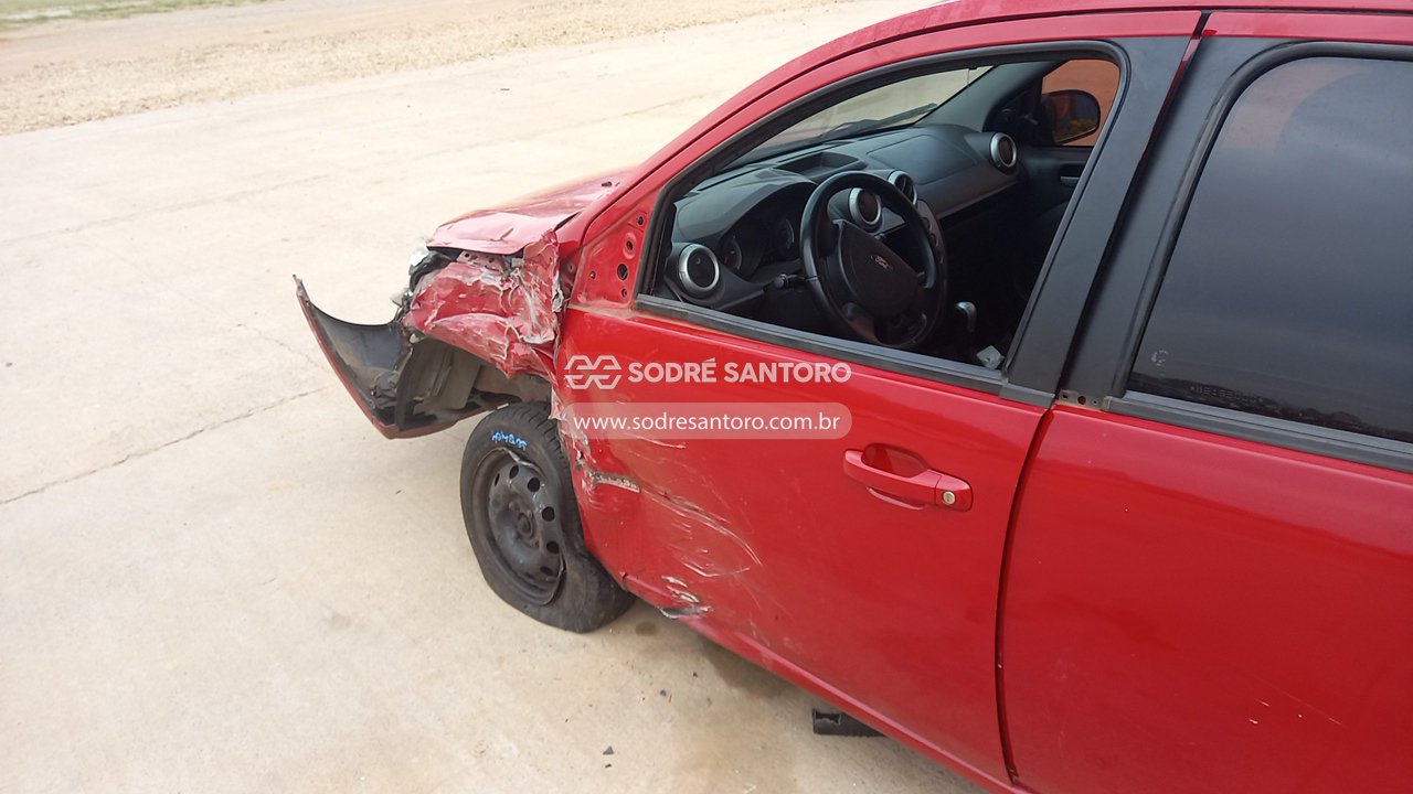 Foto 10 de 13: FORD - FIESTA 1.6 FLEX 2011/2011