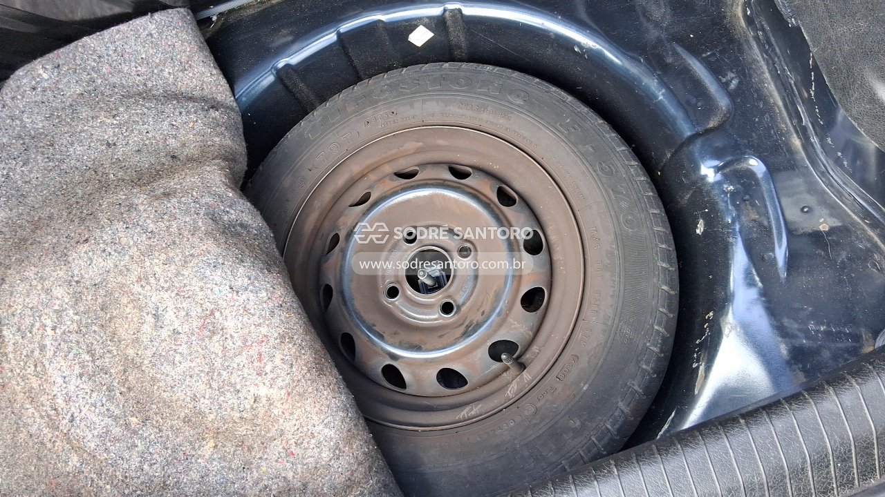 Foto 9 de 9: CHEVROLET - CORSA WIND 2000/2001