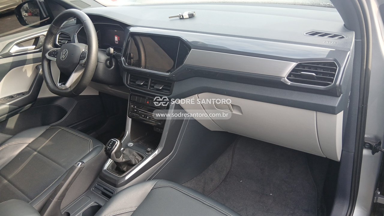 Foto 8 de 13: VOLKSWAGEN - T CROSS HL TSI 2023/2024
