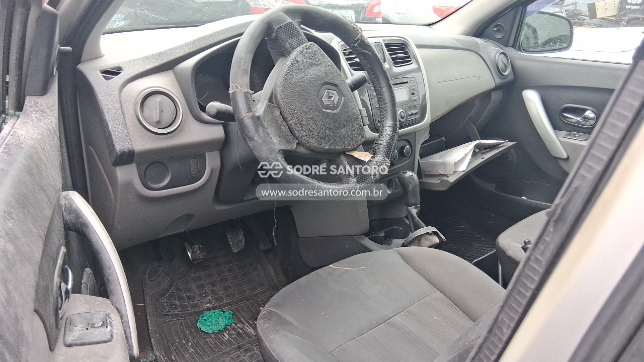Foto 6 de 13: RENAULT - LOGAN EXPR 16 M 2015/2015