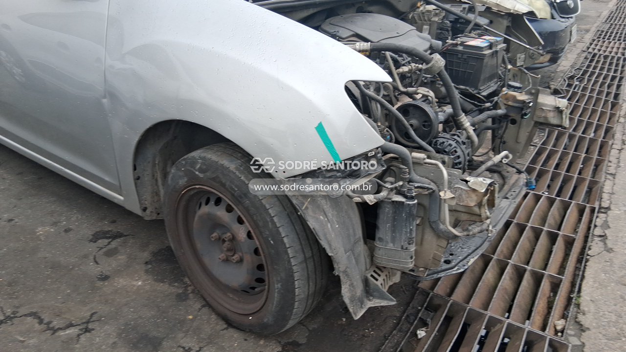 Foto 11 de 13: RENAULT - LOGAN EXPR 16 M 2015/2015