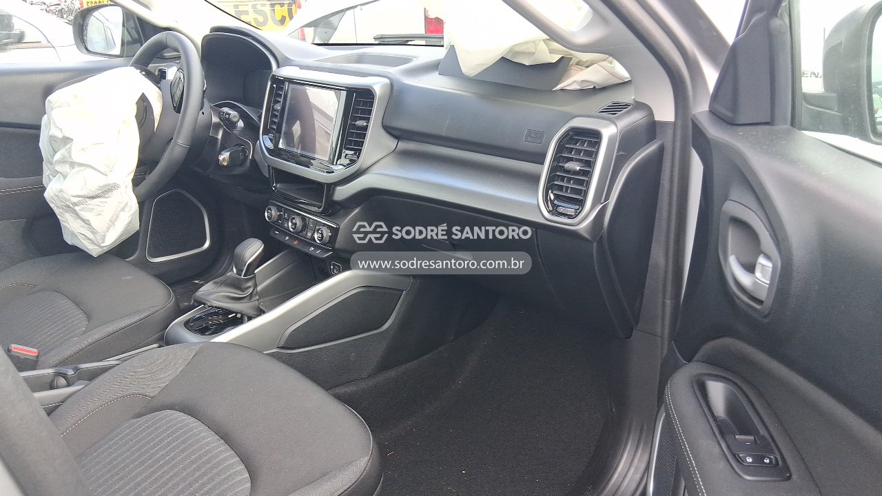 Foto 8 de 13: FIAT - TORO FREED T270 AT 2026/2027