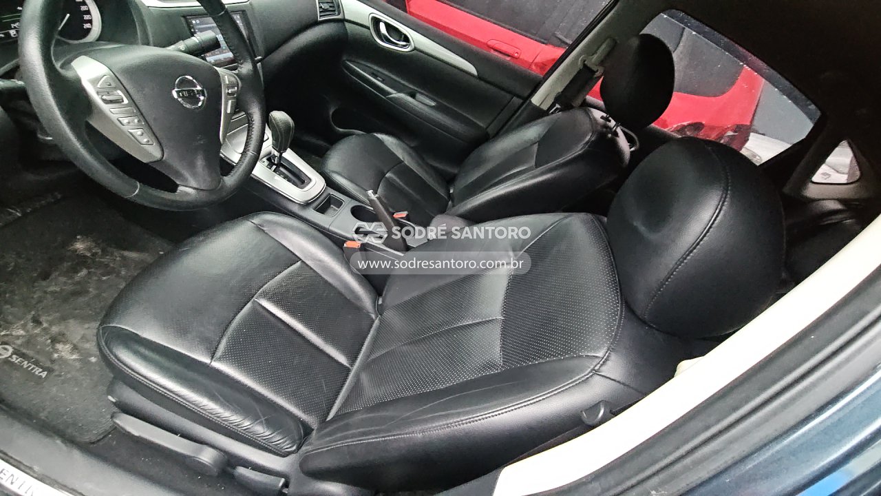 Foto 9 de 13: NISSAN - SENTRA 20SV CVT 2014/2015