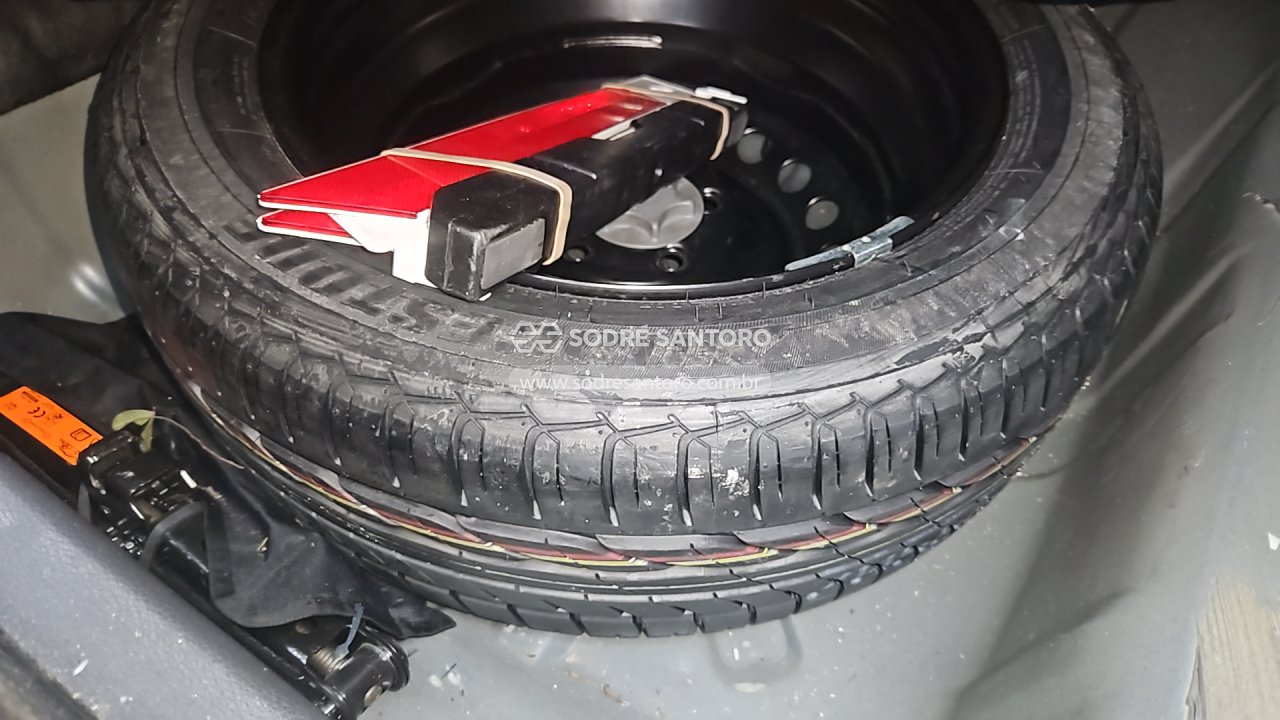 Foto 10 de 13: NISSAN - SENTRA 20SV CVT 2014/2015
