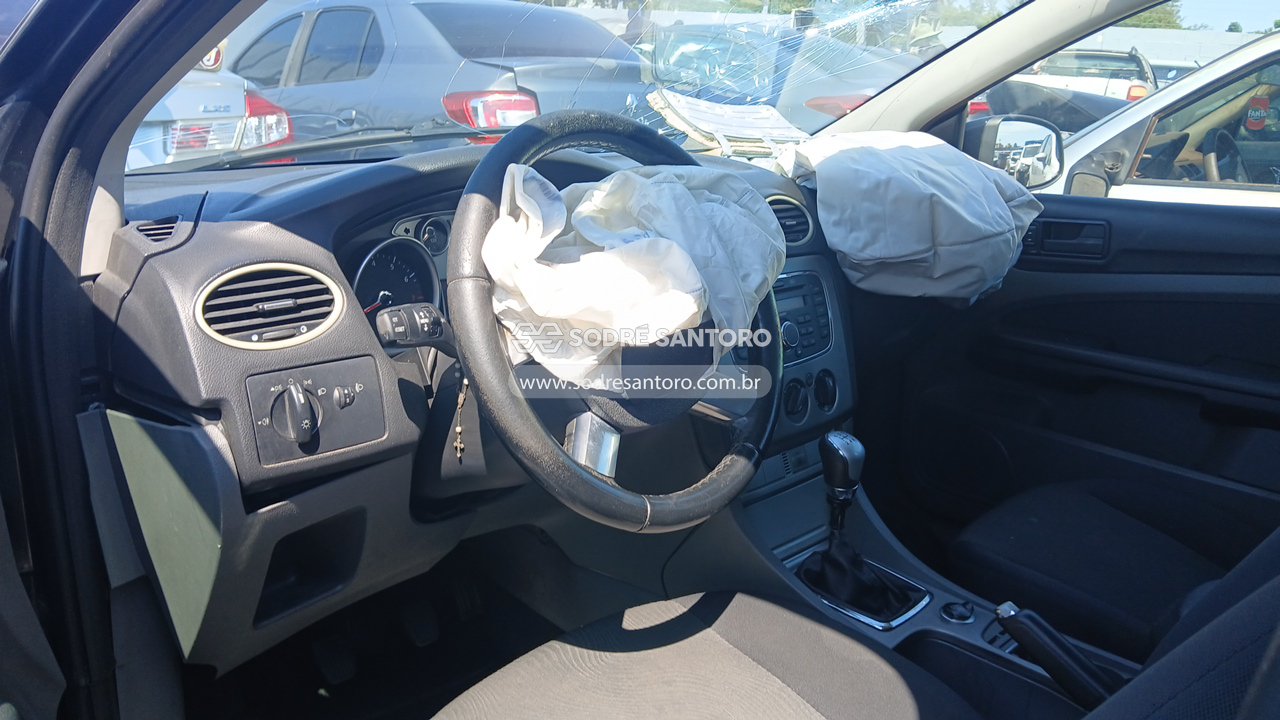 Foto 6 de 8: FORD - FOCUS HC FLEX 2010/2011