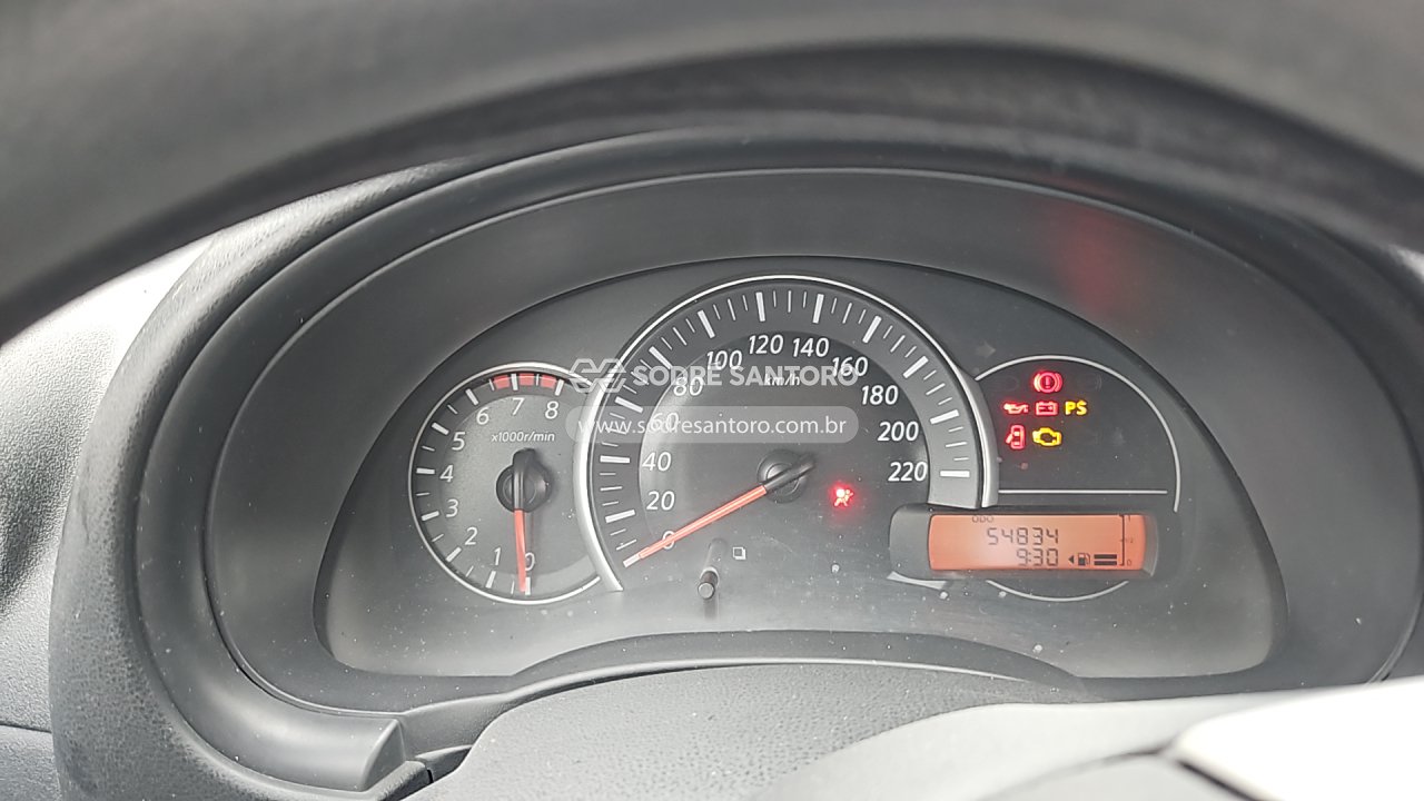 Foto 7 de 13: NISSAN - MARCH 10S 2017/2018