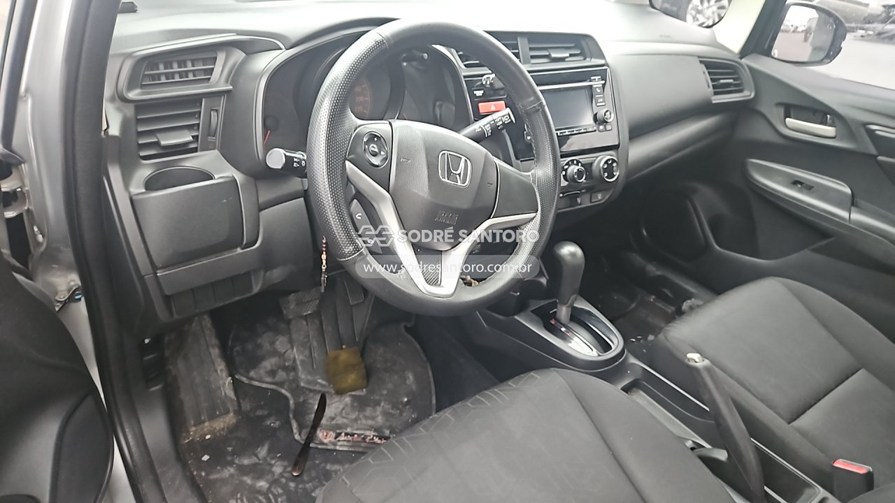 Foto 6 de 13: HONDA - FIT EX CVT 2014/2015