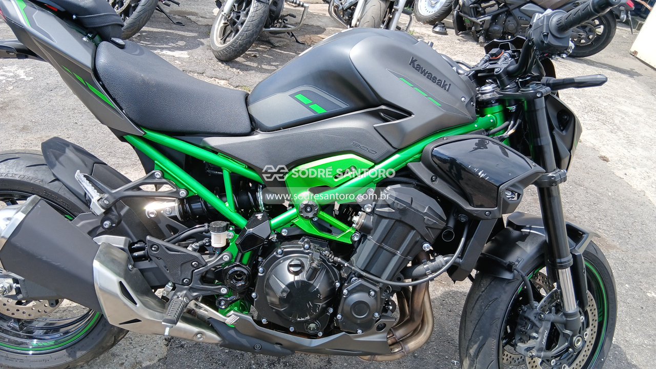 Foto 6 de 13: KAWASAKI - Z900 2025/2026
