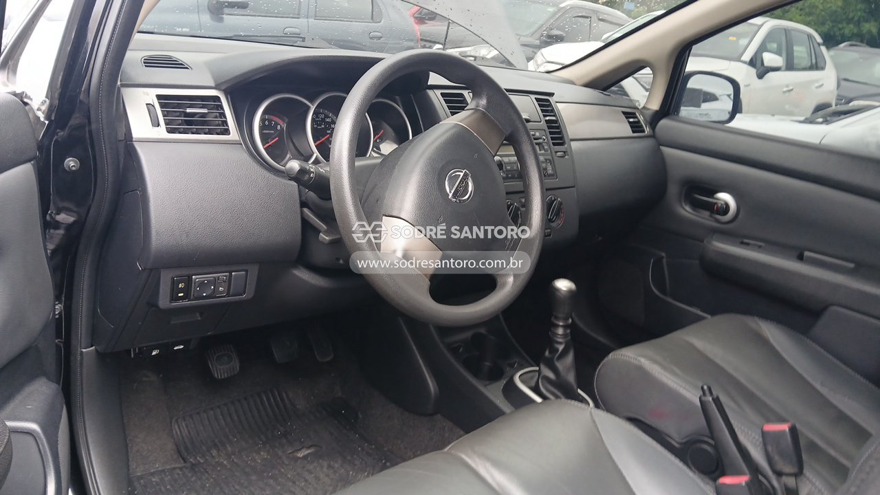 Foto 6 de 8: NISSAN - TIIDA 18S FLEX 2011/2012