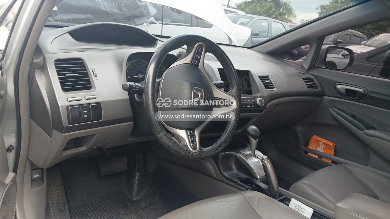 Foto 6 de 8: HONDA - CIVIC LXL FLEX 2010/2010