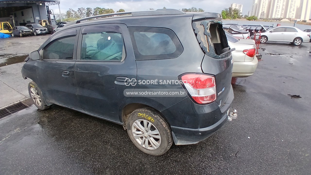 Foto 2: CHEVROLET - SPIN 1.8L MT LT 2017/2018