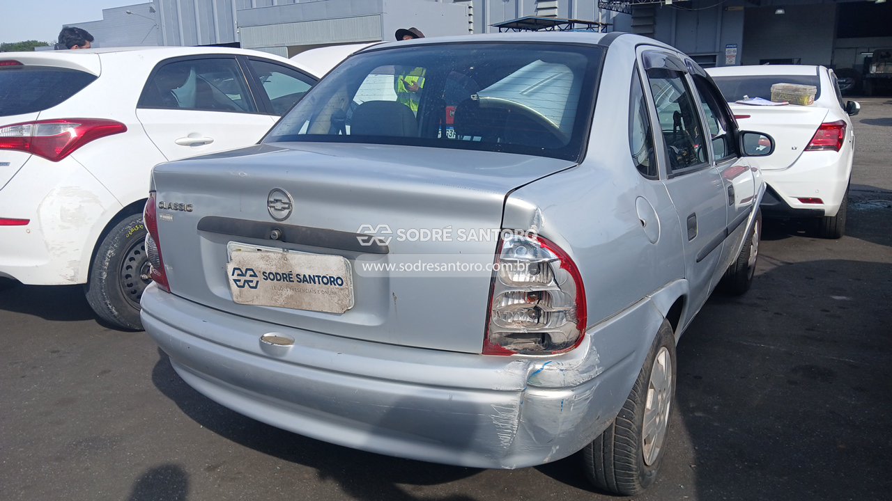 Foto 4: CHEVROLET - CLASSIC SPIRIT 2004/2005