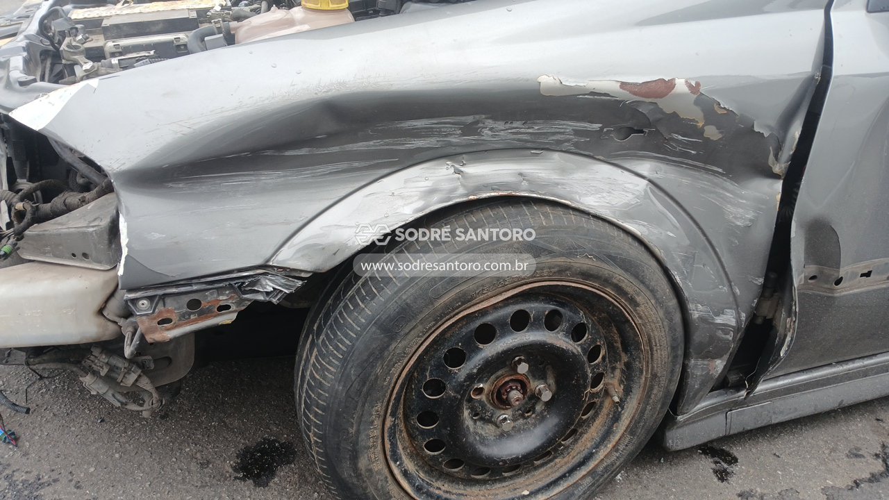 Foto 12 de 13: CHEVROLET - ASTRA HATCH CD 2004/2004