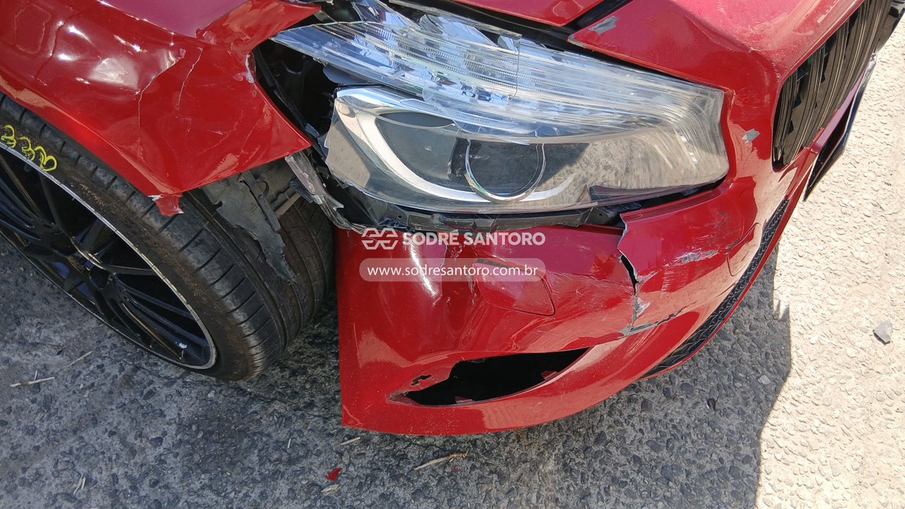Foto 11 de 13: MERCEDES-BENZ - A200 TURBO 2013/2013