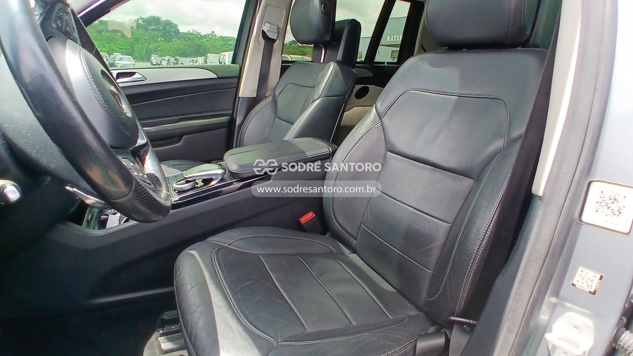 Foto 8 de 13: MERCEDES-BENZ - GLS 350 D 2016/2016