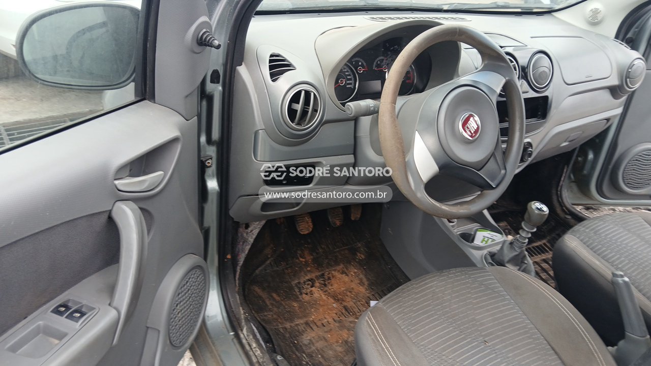 Foto 6 de 11: FIAT - PALIO ATTRACTIV 1.0 2012/2013